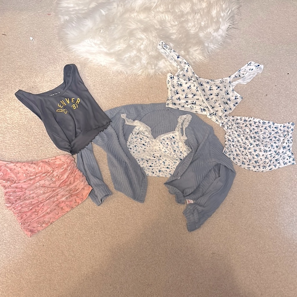 MEGA DEAL 5 PACK OF CLOTHES ADLUT SMALL